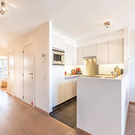 Gaul4 Within Walking Distance Of The Apartment